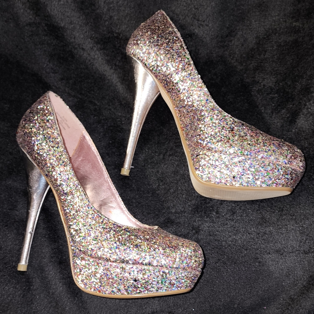 Shoes (8½ Multi Color Heel)